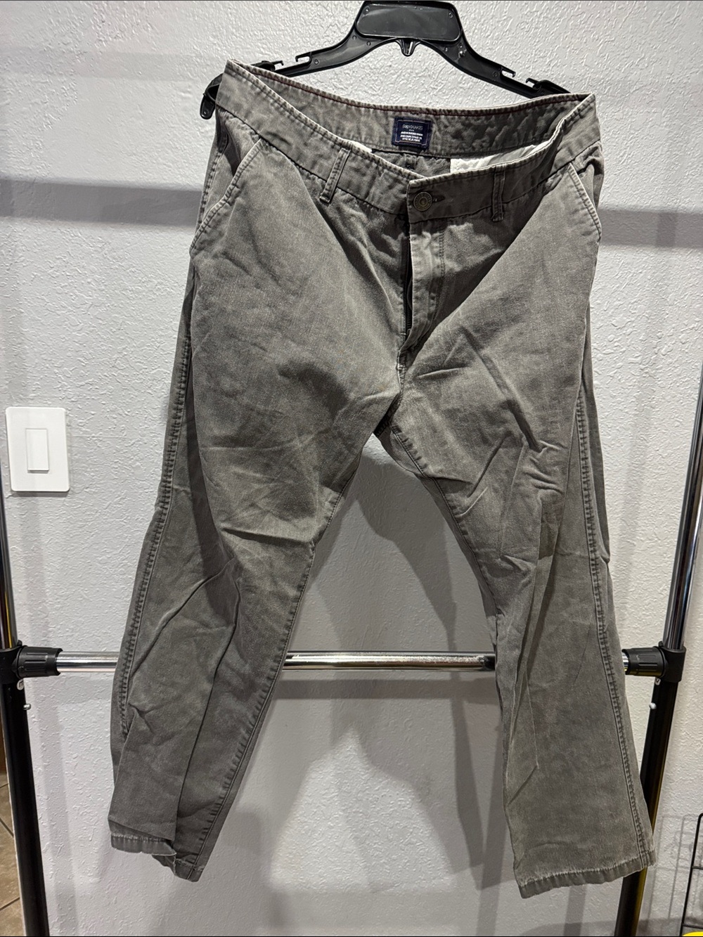 GAP Men's Washed Gray Chino Pants